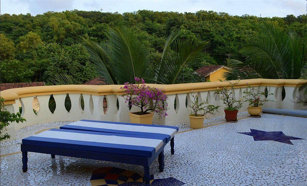 Bougainvillea Guest House Candolim Dış mekan fotoğraf