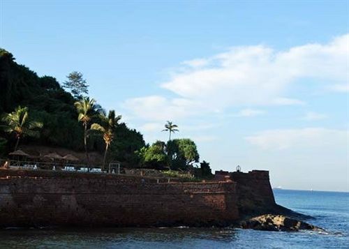 Bougainvillea Guest House Candolim Dış mekan fotoğraf